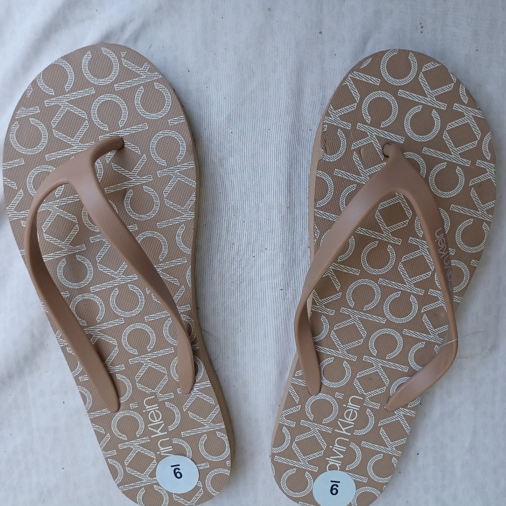 Calvin Klein Flip-Flops New